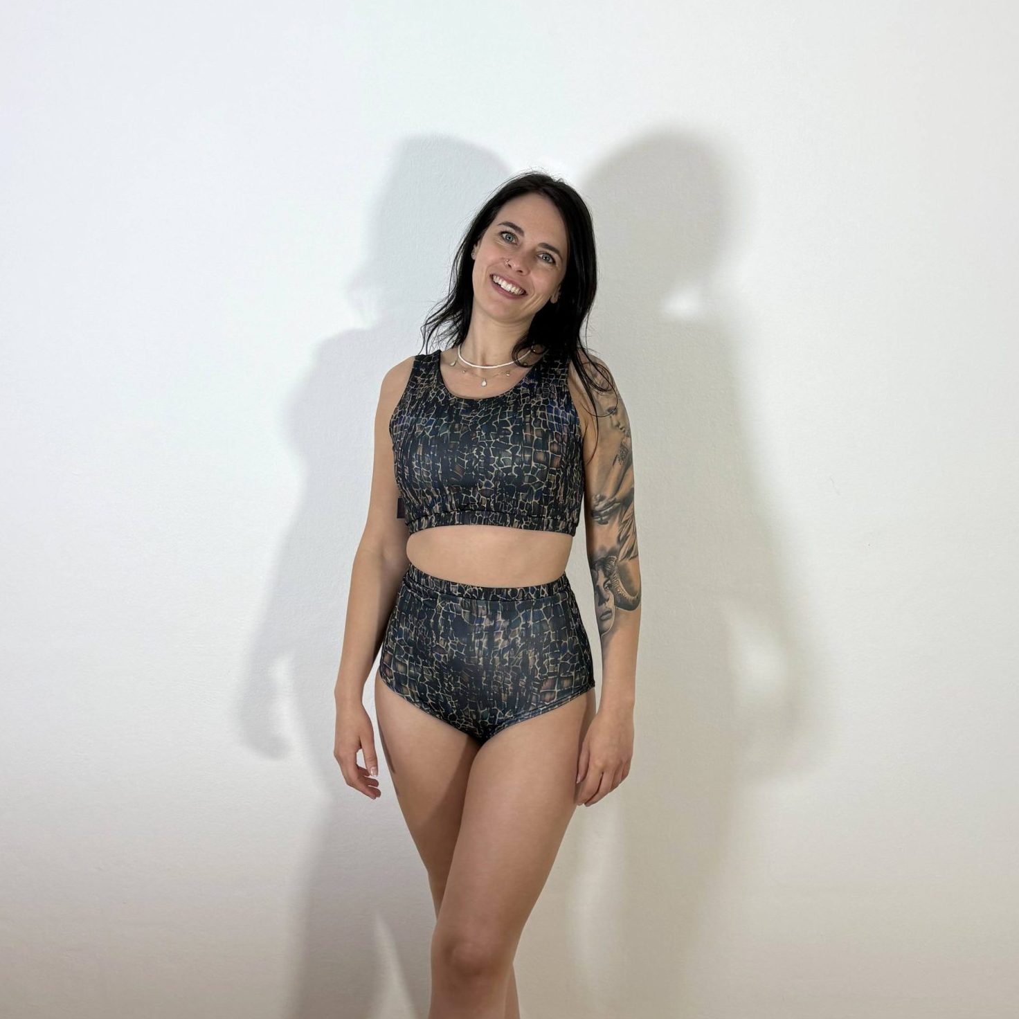Meniko Poledancekleidung Pole-Höschen Manes highwaist schlange S vorne