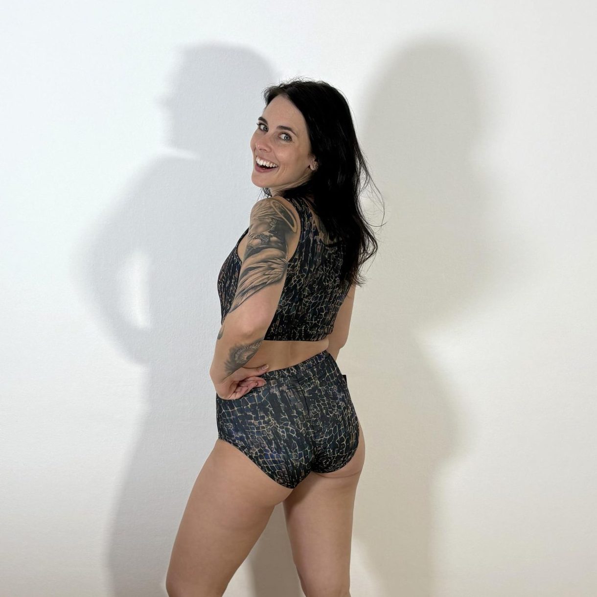 Meniko Poledancekleidung Pole-Höschen Manes midwaist schlange S hinten 3