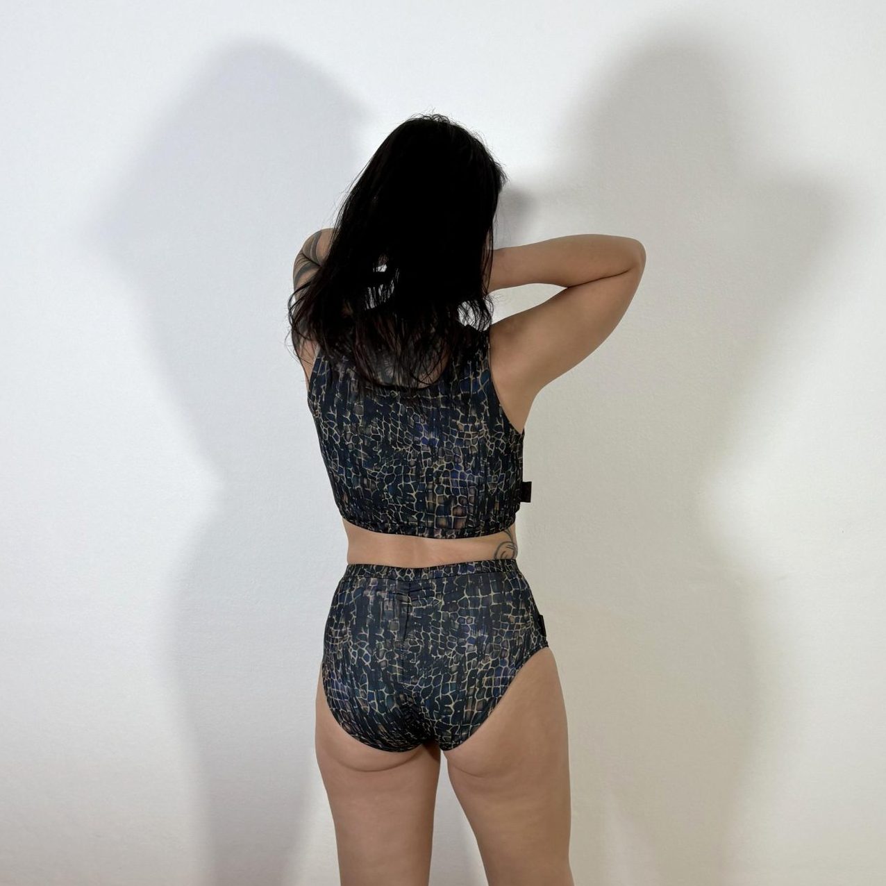 Meniko Poledancekleidung Pole-Höschen Manes midwaist schlange S hinten