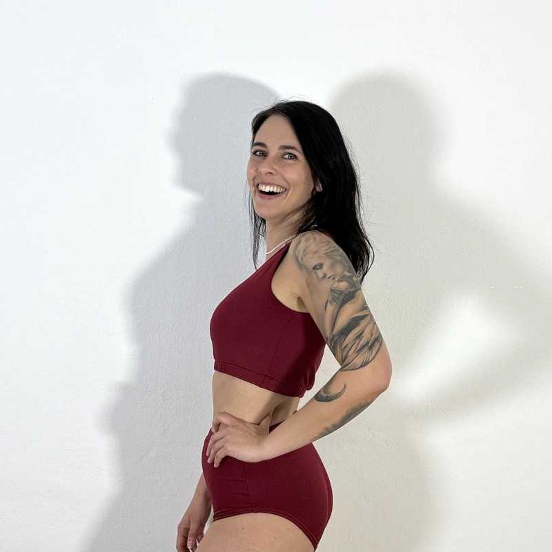 Meniko Poledancekleidung Pole-Oberteil Maline rot S seitlich 2