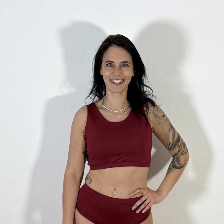 Meniko Poledancekleidung Pole-Oberteil Maline rot S vorne