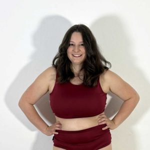 Meniko Poledancekleidung Pole-Oberteil Maline rot XL+ vorne